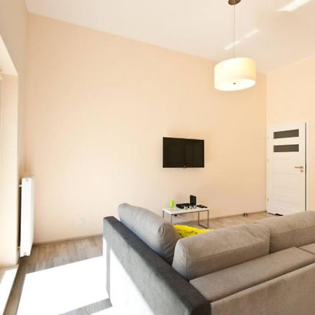 Chmielna Park Apartment กดัญสก์ ภายนอก รูปภาพ