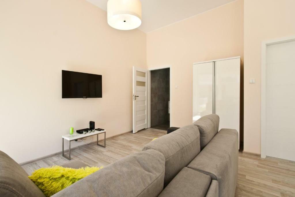 Chmielna Park Apartment กดัญสก์ ภายนอก รูปภาพ